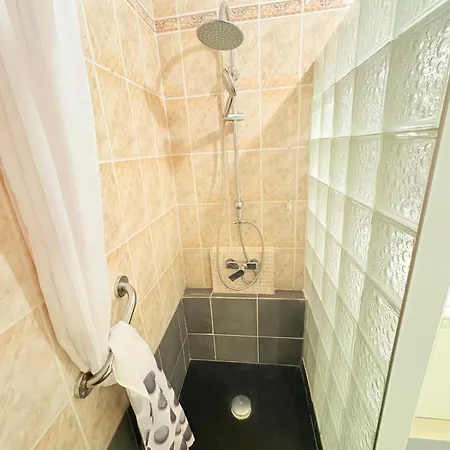 Joli T2, Classe 3 Etoiles, Climatise Vue Mer, Parking * Sète